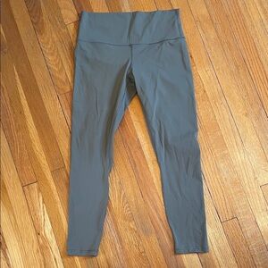 SAVVI Moss/Khaki Green High-Waisted Leggings Yoga Athleisure Sporty Gymrat